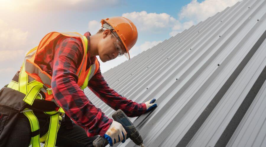 Professional Emergency Roof Repairs services in Calvin, WV